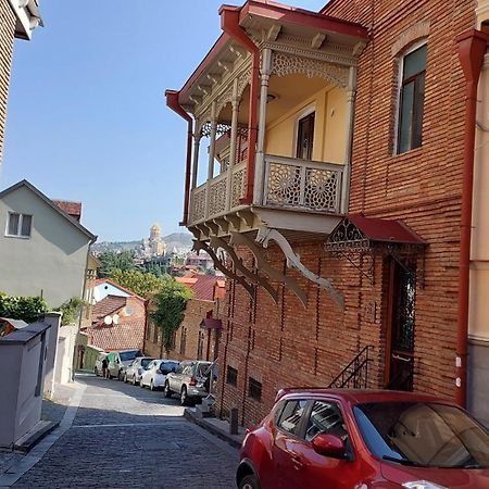 Anano Apartment On Botanikuri Tbiliszi Kültér fotó
