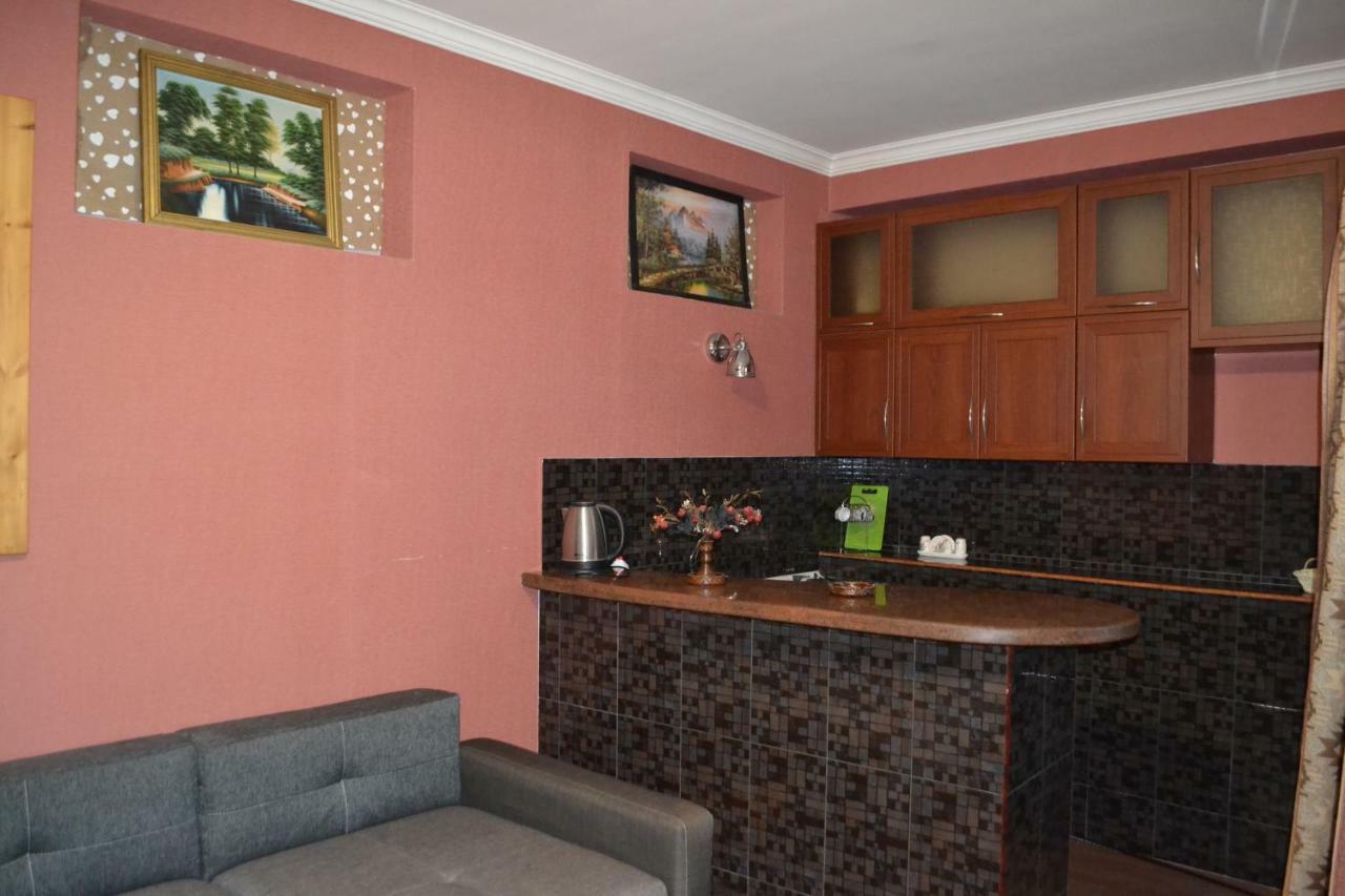 Anano Apartment On Botanikuri Tbiliszi Kültér fotó